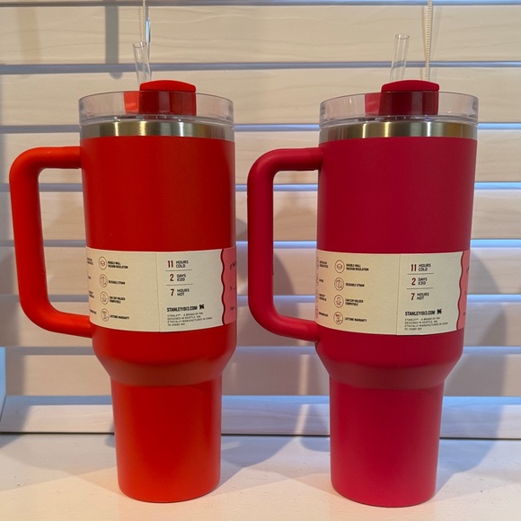 Valentines themed Stanley Quencher H2.0 Tumbler -  Red and Pink - Picture 3 of 4